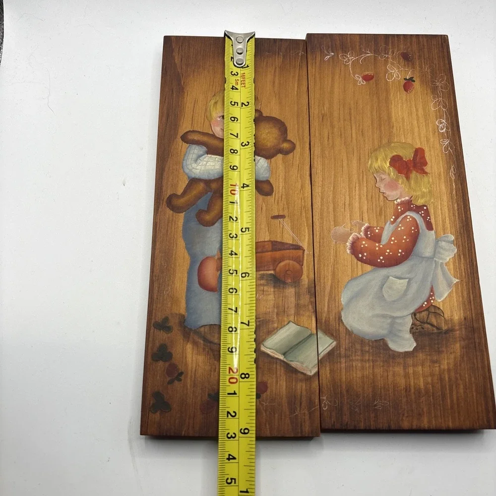 Vtg Folk Art Wood Wall Plaques Set Of 2 Boy Teddy Bear Girl Nursery Cottagecore